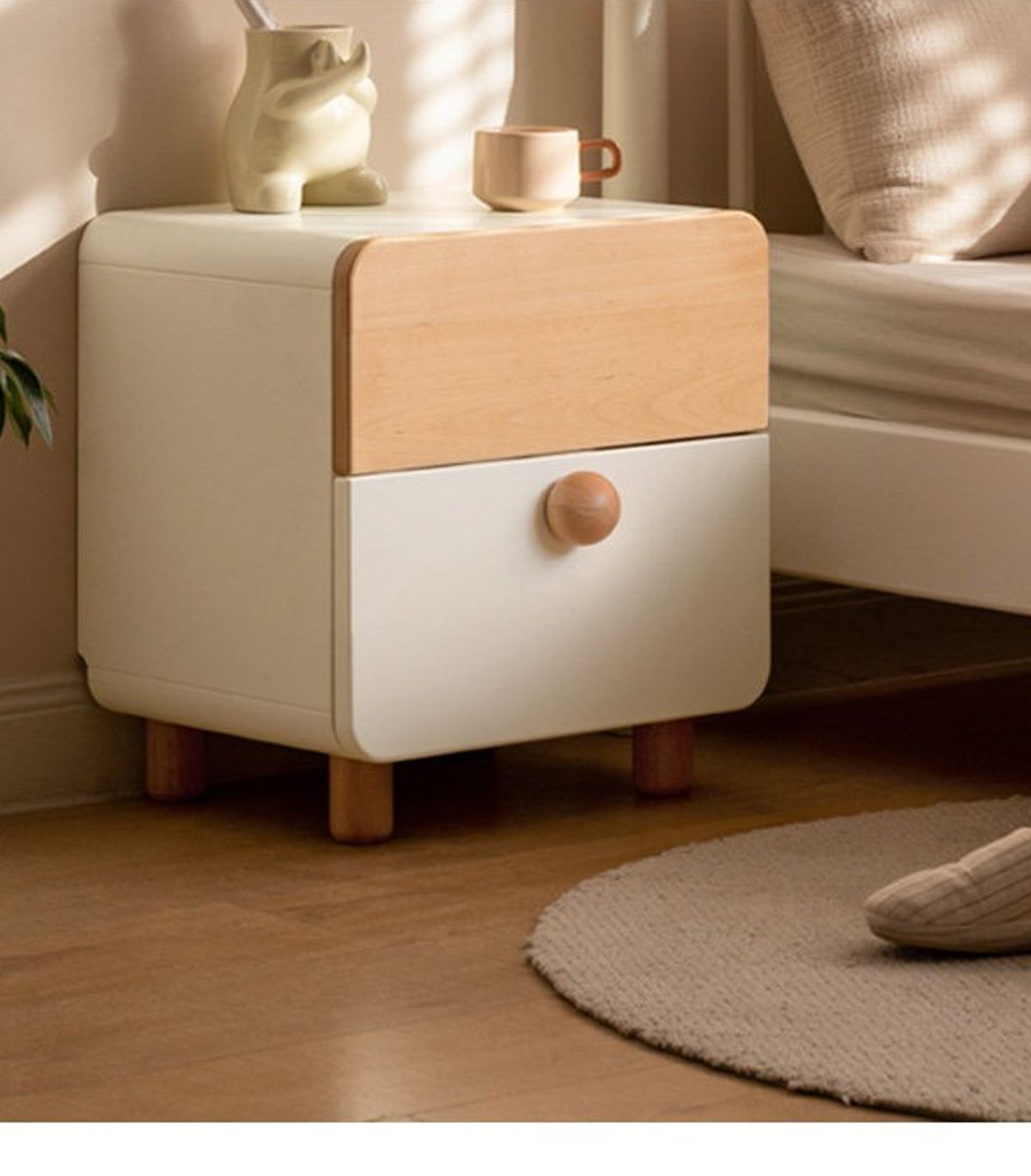 Solid wood bedside cabinet